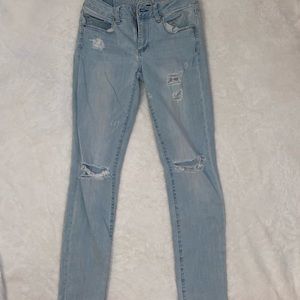 American eagle ripped jeans